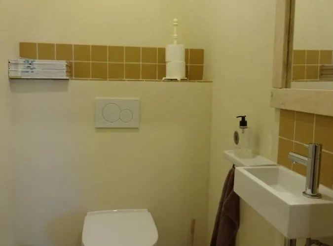 Bootsman Gelijkvloers Met Tuin En Autostaanplaats アパート オステンド