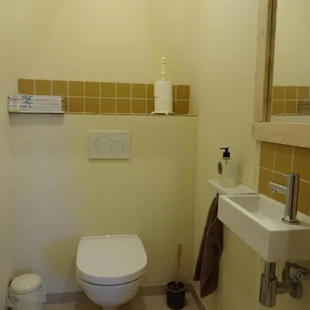 Bootsman Gelijkvloers Met Tuin En Autostaanplaats Апартаменти Остенде