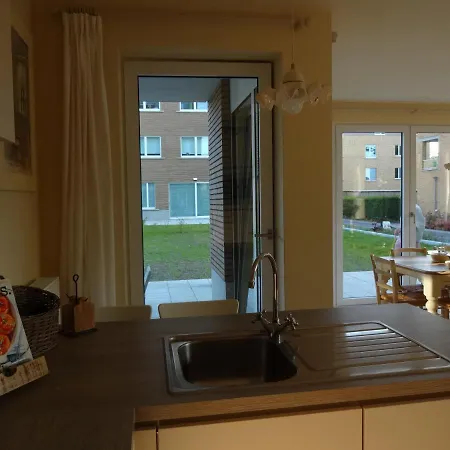 Apartment Bootsman Gelijkvloers Met Tuin En Autostaanplaats Ostende